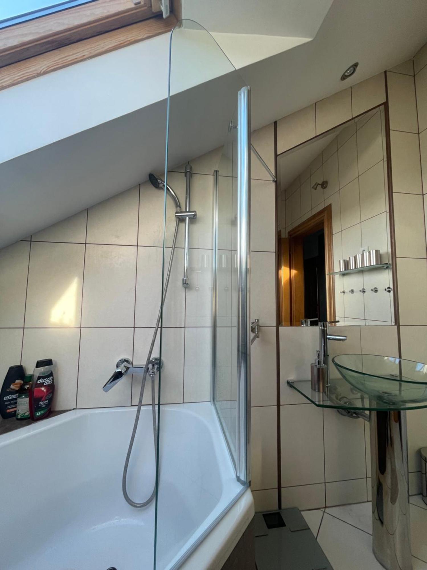 Vila Milka - Balkon - Besplatan Parking - Samostalna Prijava คาร์โลวัตส์ ภายนอก รูปภาพ