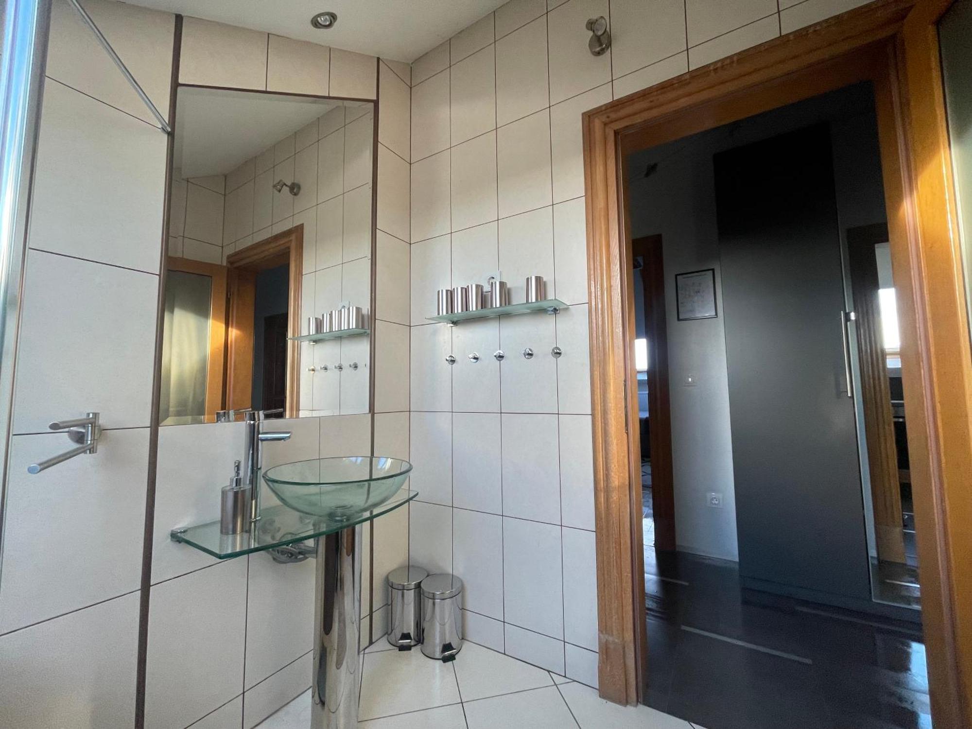 Vila Milka - Balkon - Besplatan Parking - Samostalna Prijava คาร์โลวัตส์ ภายนอก รูปภาพ